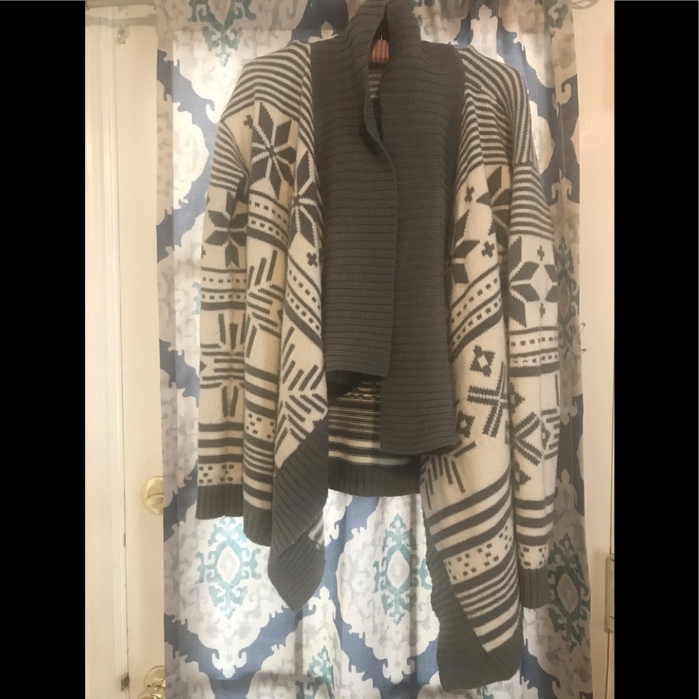 Express Grey & Off White Cardigan Fly Open Sweater